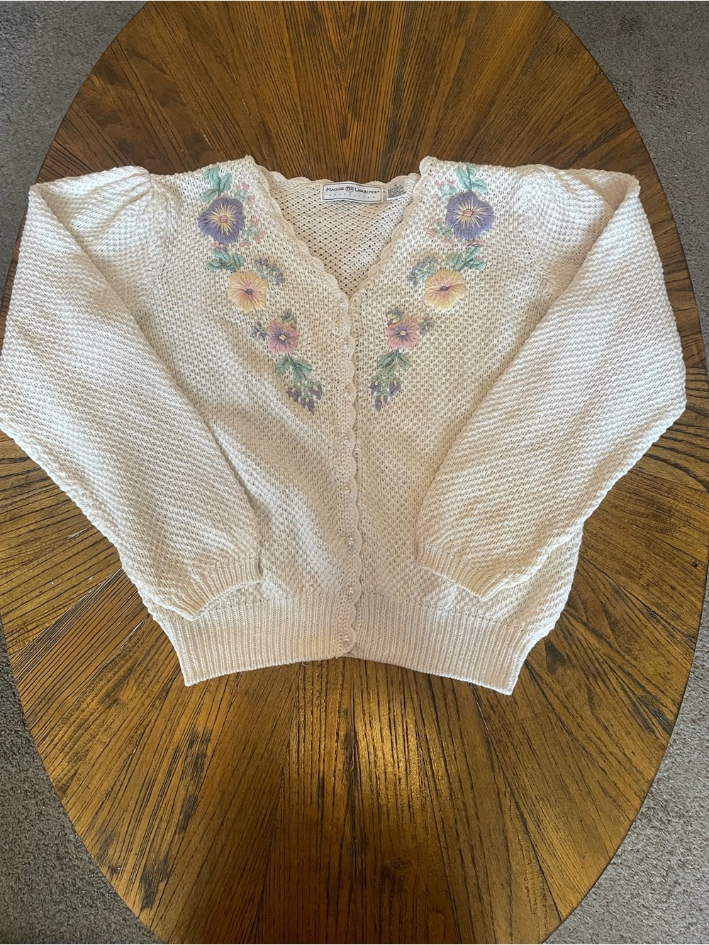 Vintage 1980’s Maggie Lawrence Cream Floral Embroidered V-Neck Cardigan Sweater